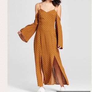 Cold shoulder polka dot maxi dress M